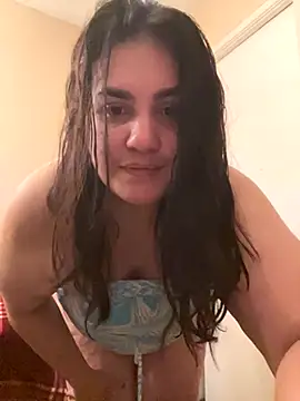 Snapshot of xstreyitaa chatting on 10.31.25 xstreyitaa online show from 10.31.25