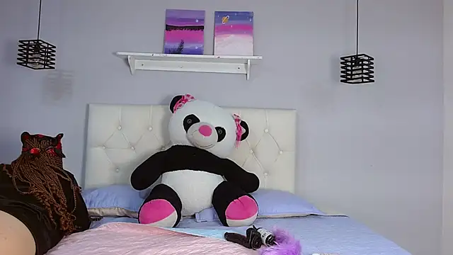  Aiitanaa  online show from 11.05.25