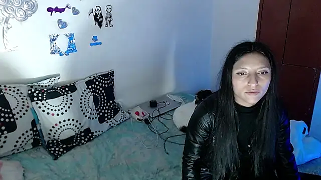 Snapshot of EvaHarryy chatting on 07.22.26 EvaHarryy online show from 07.22.26