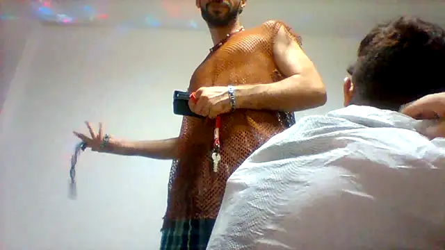 Snapshot of young_swisscouple chatting on 09.13.25 young swisscouple online show from 09.13.25