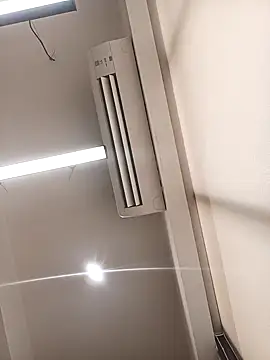 Snapshot of VJ17 chatting on 09.10.25 VJ17 online show from 09.10.25