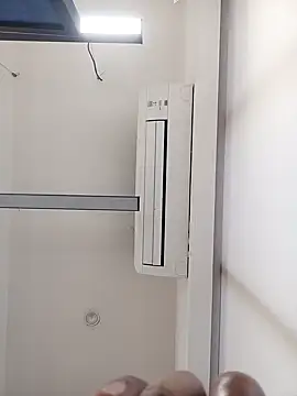 Snapshot of VJ17 chatting on 10.12.25 VJ17 online show from 10.12.25