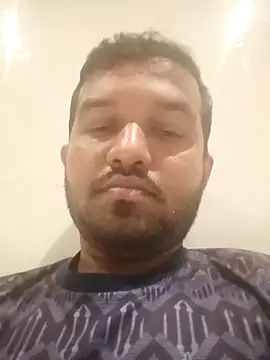 Snapshot of VJ17 chatting on 11.22.25 VJ17 online show from 11.22.25