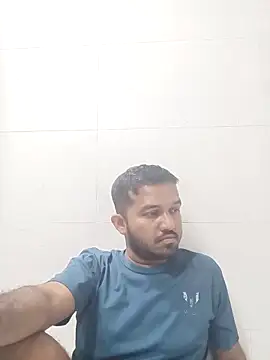 Snapshot of VJ17 chatting on 12.03.25 VJ17 online show from 12.03.25