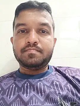 Snapshot of VJ17 chatting on 12.16.25 VJ17 online show from 12.16.25