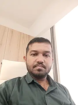 Snapshot of VJ17 chatting on 12.19.25 VJ17 online show from 12.19.25