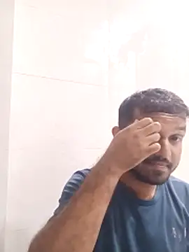 Snapshot of VJ17 chatting on 02.21.26 VJ17 online show from 02.21.26