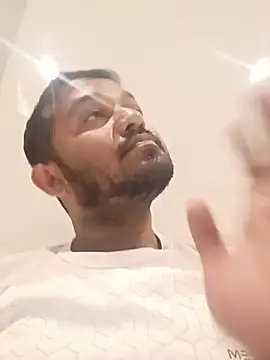 Snapshot of VJ17 chatting on 02.22.26 VJ17 online show from 02.22.26