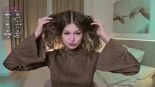 Lisa Blossom online show from 02.05.26