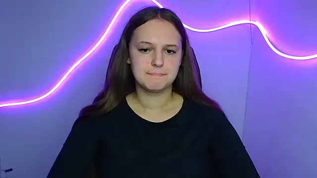 Aurora White online show from 09.25.25