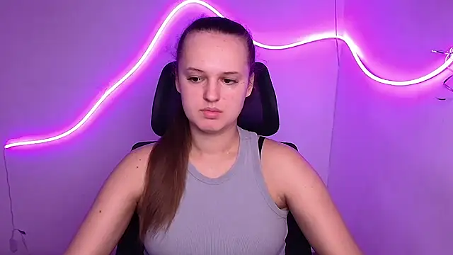 Aurora White online show from 10.07.25