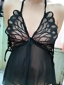 Snapshot of Sexyladzy chatting on 09.27.25 Sexyladzy online show from 09.27.25