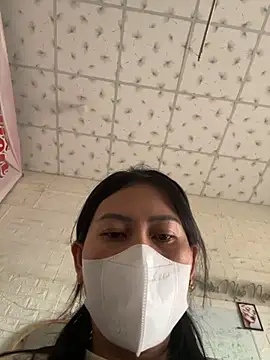 Snapshot of Sexyladzy chatting on 10.17.25 Sexyladzy online show from 10.17.25