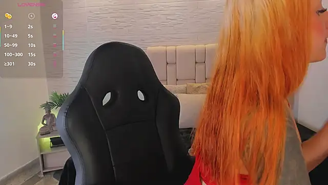 Mollycb online show from 10.17.25