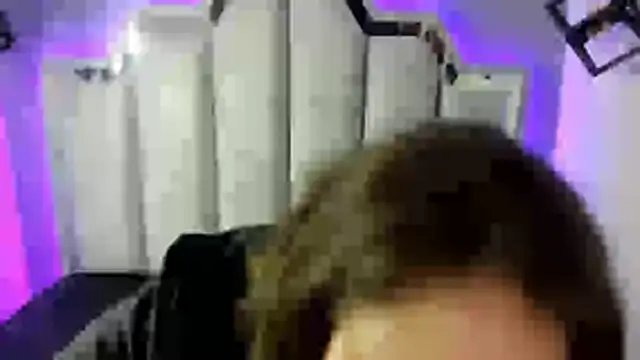 Snapshot of _Emily_rosee_ chatting on 10.17.25 Emily rosee online show from 10.17.25