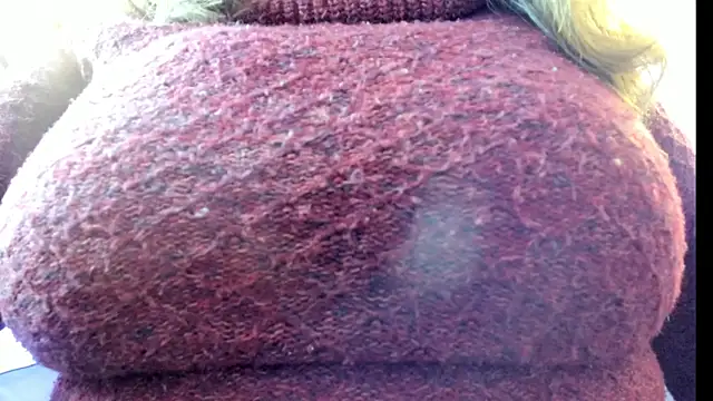 Snapshot of _Emily_rosee_ chatting on 11.04.25 Emily rosee online show from 11.04.25