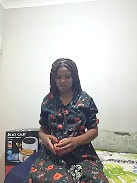 Lolly 96 online show from 09.30.25