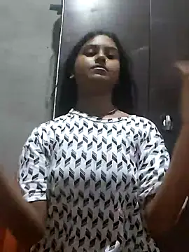 Tara2007 online show from 10.07.25