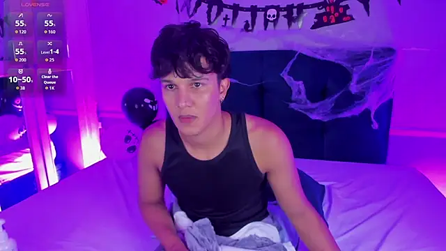 Leo Savage  online show from 10.17.25