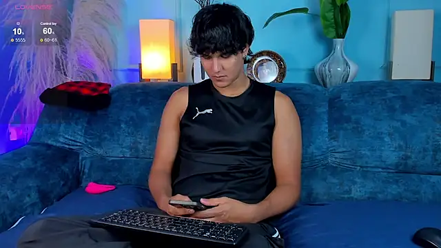 Leo Savage  online show from 12.19.25