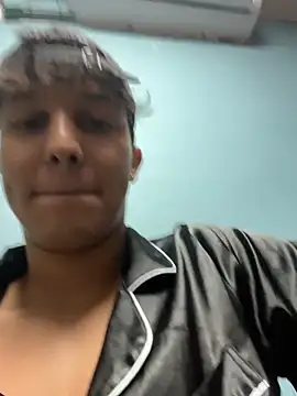 Leo Savage  online show from 03.17.26