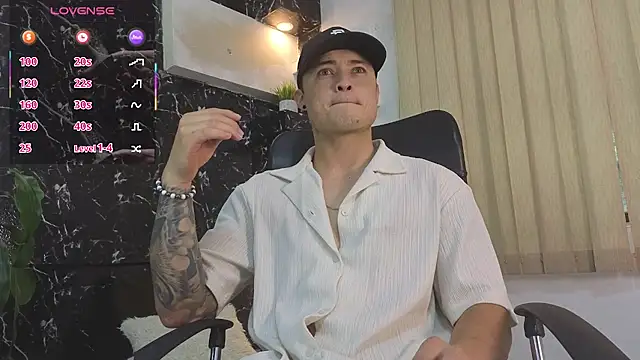 Snapshot of Alexander_ferre chatting on 06.09.26 Alexander ferre online show from 06.09.26