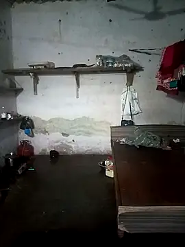 Snapshot of SEXY-MAHI4 chatting on 10.08.25 SEXY-MAHI4 online show from 10.08.25