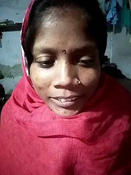 Snapshot of SEXY-MAHI4 chatting on 11.10.25 SEXY-MAHI4 online show from 11.10.25