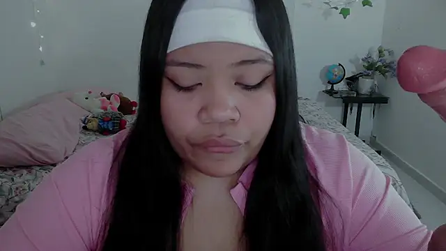 Snapshot of Juicy_elenxx chatting on 11.08.25 Juicy elenxx online show from 11.08.25