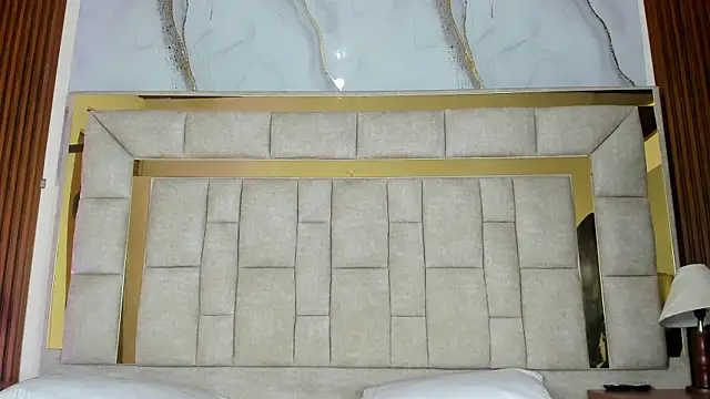 ValeriaJacobs online show from 10.04.25