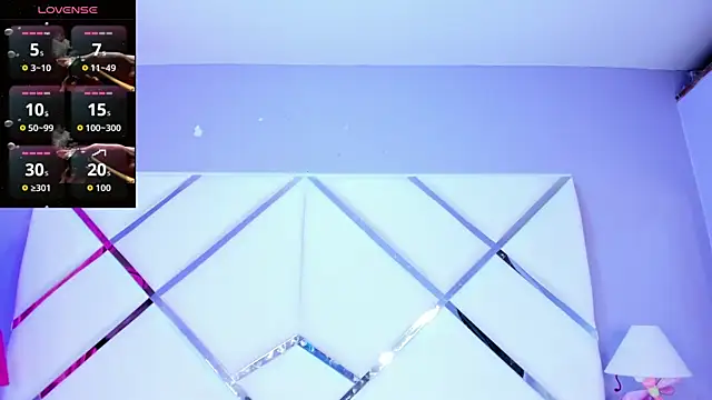 ValeriaJacobs online show from 11.04.25