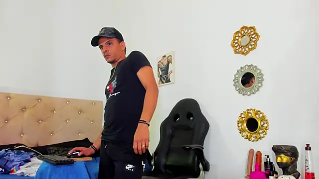  Tarekk  online show from 10.19.25