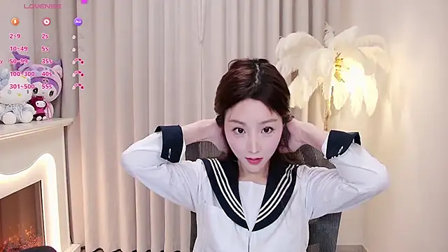 Snapshot of cygj7 chatting on 11.13.25 cygj7 online show from 11.13.25