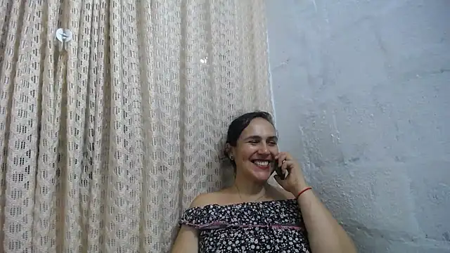 Snapshot of gabbyparker_ chatting on 02.12.26 gabbyparker online show from 02.12.26