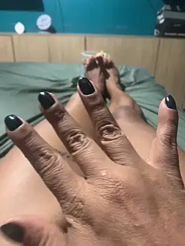 Snapshot of ju_muniz01 chatting on 09.22.25 ju muniz01 online show from 09.22.25