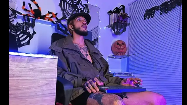 Snapshot of dex_55 chatting on 10.12.25 dex 55 online show from 10.12.25