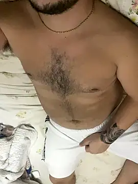 Snapshot of HOTDAN92 chatting on 10.13.25 HOTDAN92 online show from 10.13.25