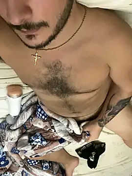 Snapshot of HOTDAN92 chatting on 11.01.25 HOTDAN92 online show from 11.01.25