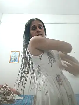 Snapshot of hotshreya69 chatting on 09.11.25 hotshreya69 online show from 09.11.25