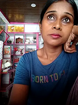 Snapshot of hotshreya69 chatting on 09.12.25 hotshreya69 online show from 09.12.25