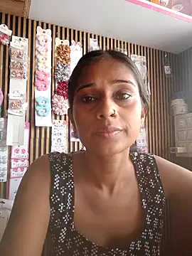 Snapshot of hotshreya69 chatting on 09.27.25 hotshreya69 online show from 09.27.25