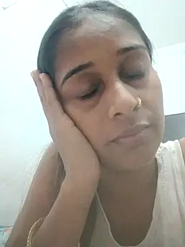 Snapshot of hotshreya69 chatting on 09.28.25 hotshreya69 online show from 09.28.25