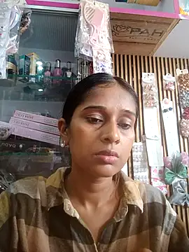 Snapshot of hotshreya69 chatting on 10.11.25 hotshreya69 online show from 10.11.25