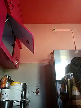 Snapshot of hotshreya69 chatting on 10.19.25 hotshreya69 online show from 10.19.25