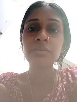 Snapshot of hotshreya69 chatting on 10.29.25 hotshreya69 online show from 10.29.25