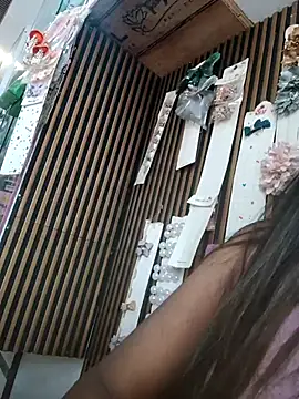 Snapshot of hotshreya69 chatting on 11.05.25 hotshreya69 online show from 11.05.25