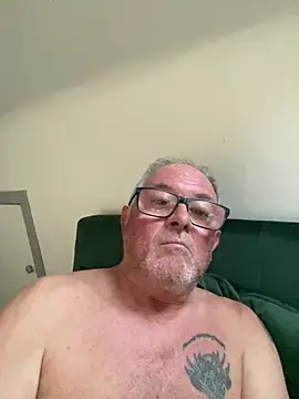 Snapshot of naughtygrandad1 chatting on 04.23.26 naughtygrandad1 online show from 04.23.26