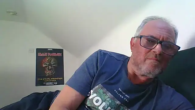 Snapshot of naughtygrandad1 chatting on 04.28.26 naughtygrandad1 online show from 04.28.26
