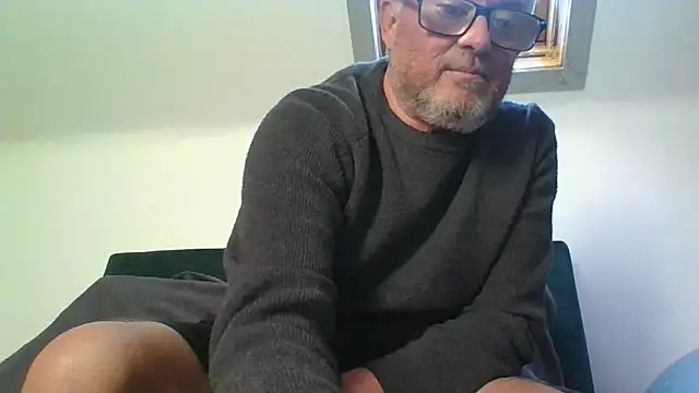 Snapshot of naughtygrandad1 chatting on 04.30.26 naughtygrandad1 online show from 04.30.26