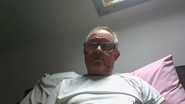 Snapshot of naughtygrandad1 chatting on 05.07.26 naughtygrandad1 online show from 05.07.26